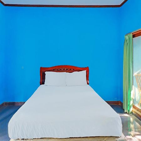 Negara  Oyo 92401 Hotel Mustika מראה חיצוני תמונה