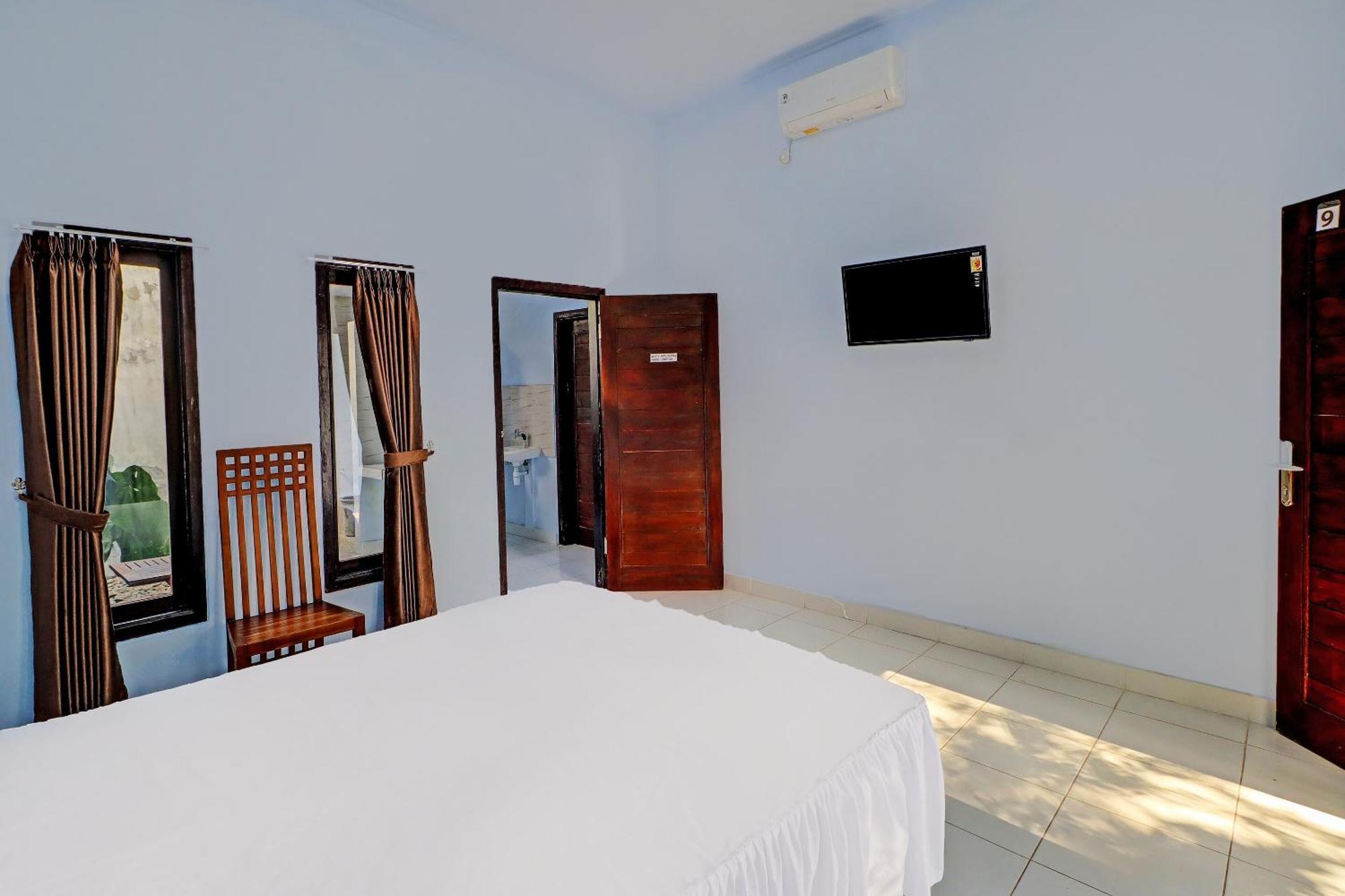 Negara  Oyo 92401 Hotel Mustika מראה חיצוני תמונה