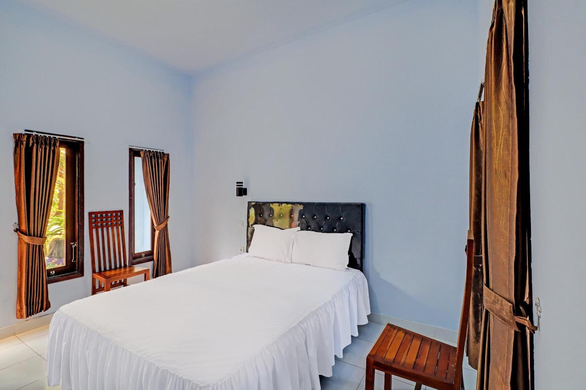 Negara  Oyo 92401 Hotel Mustika מראה חיצוני תמונה