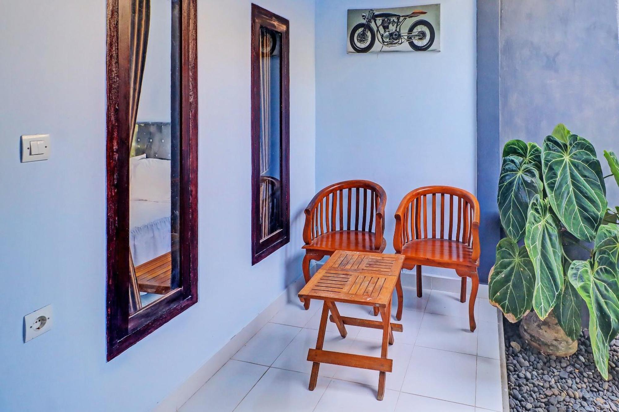 Negara  Oyo 92401 Hotel Mustika מראה חיצוני תמונה